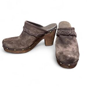 UGG Kaylee Clogs Womens Size 11 Brown Suede Wooden Heel Studded Boho Mule
